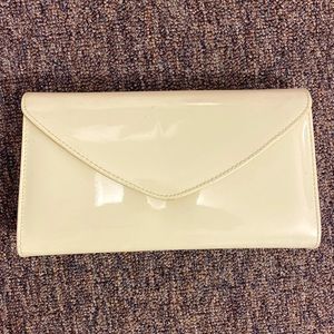 Women’s cream Purse
